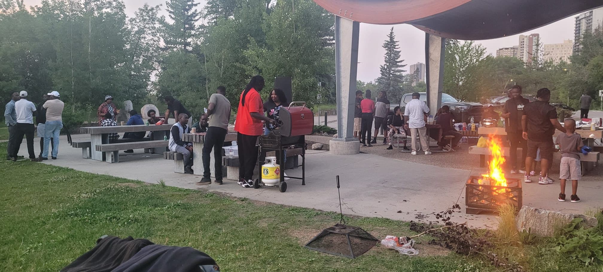 2424JULBBQ